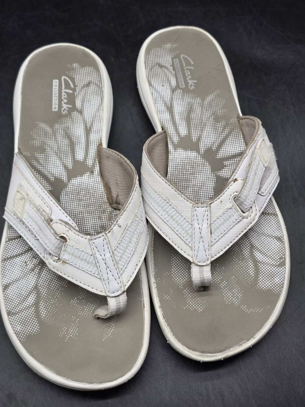 Clarks Sandals Womens Size 10 White Breeze Sea Thong Floral Slide Comfort Shoes